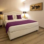 Гостевой дом Town House Spagna