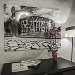 Town House Spagna Гостевой дом 4*